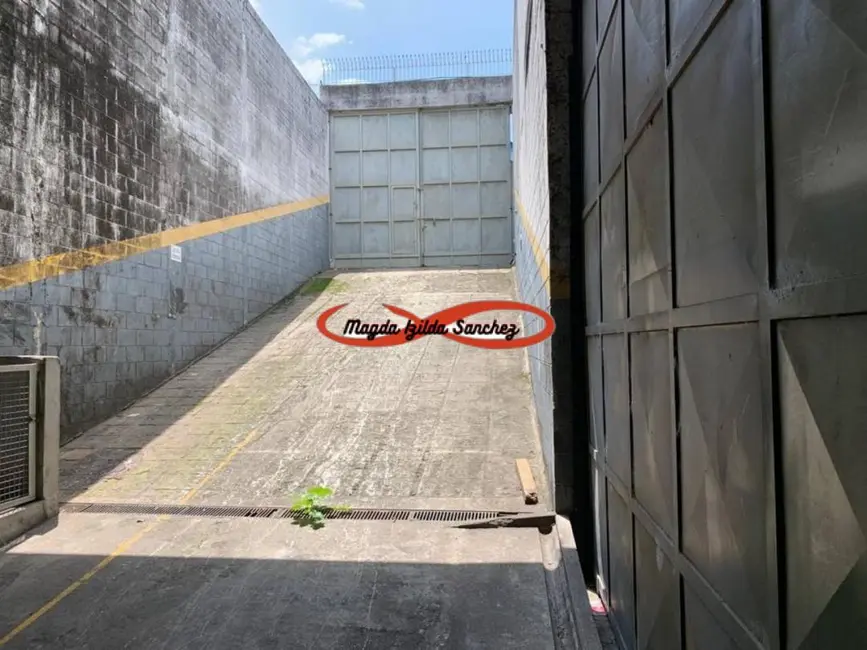 Foto 9 de Armazém / Galpão à venda, 1000m2 em Vila Carmosina, São Paulo - SP