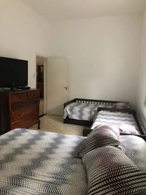 Casa com 3 quartos à venda, 354m2 em Estados Unidos, Uberaba - MG - imagem 4 Foto 4 de Casa com 3 quartos à venda, 354m2 em Estados Unidos, Uberaba - MG