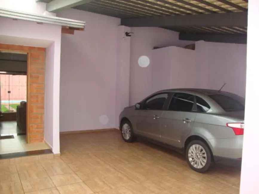 Casa com 4 quartos à venda, 368m2 em Boa Vista, Uberaba - MG - imagem 3 Foto 3 de Casa com 4 quartos à venda, 368m2 em Boa Vista, Uberaba - MG