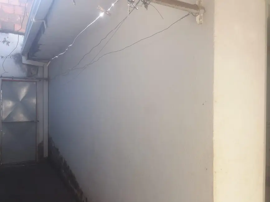 Sobrado com 3 quartos para alugar, 1020m2 em Conjunto Margarida Rosa de Azevedo, Uberaba - MG - imagem 5 Foto 5 de Sobrado com 3 quartos para alugar, 1020m2 em Conjunto Margarida Rosa de Azevedo, Uberaba - MG