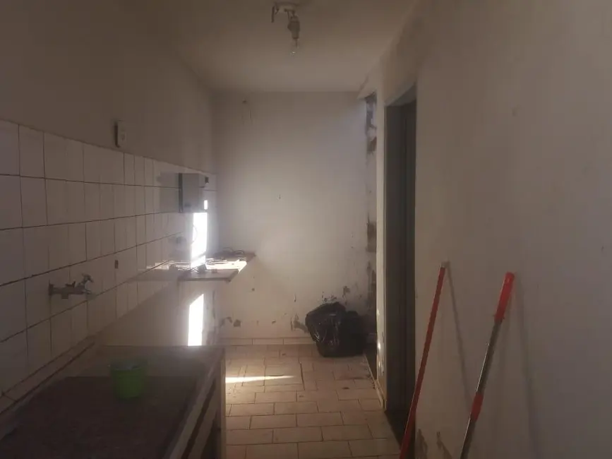 Sobrado com 3 quartos para alugar, 1020m2 em Conjunto Margarida Rosa de Azevedo, Uberaba - MG - imagem 6 Foto 6 de Sobrado com 3 quartos para alugar, 1020m2 em Conjunto Margarida Rosa de Azevedo, Uberaba - MG