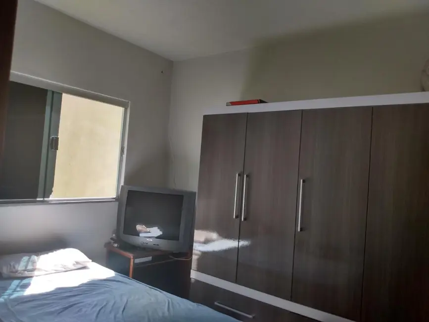 Casa com 2 quartos à venda, 250m2 em Jardim Copacabana, Uberaba - MG - imagem 6 Foto 6 de Casa com 2 quartos à venda, 250m2 em Jardim Copacabana, Uberaba - MG