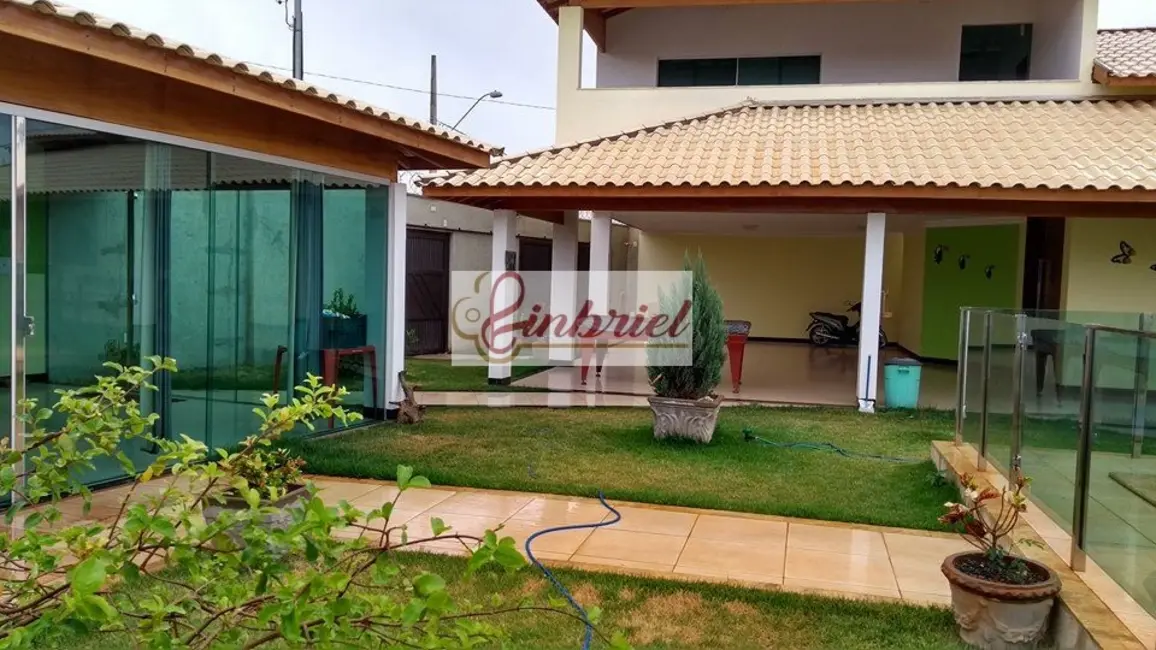 Foto 3 de Casa com 3 quartos à venda, 700m2 em Janauba - MG