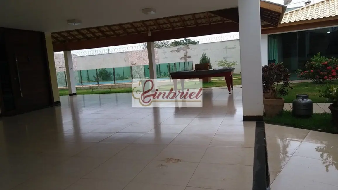 Foto 5 de Casa com 3 quartos à venda, 700m2 em Janauba - MG