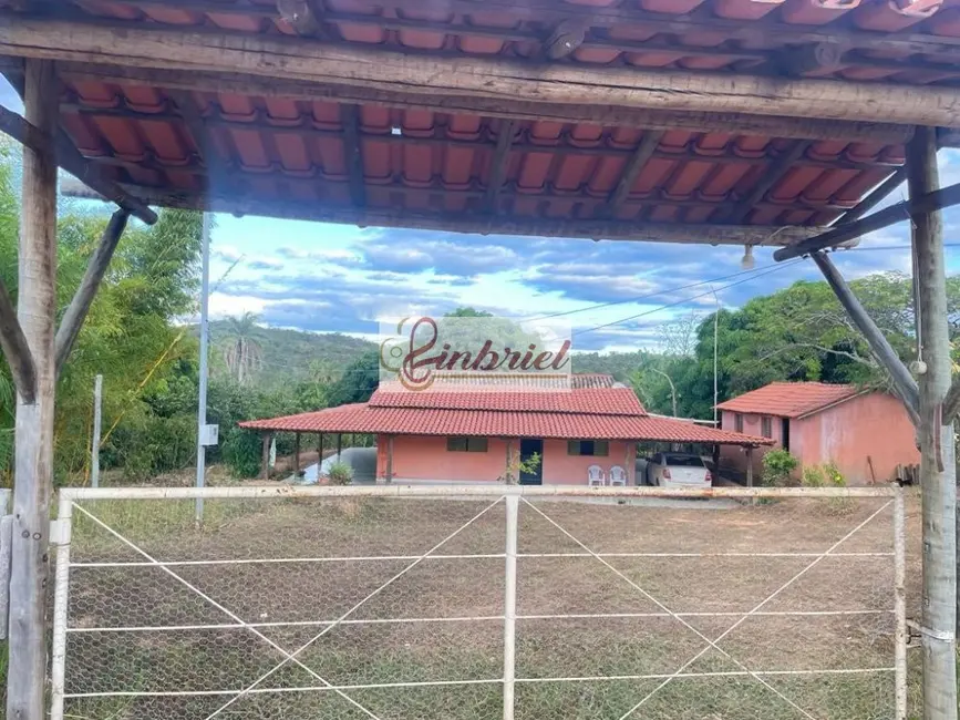 Foto 1 de Fazenda / Haras à venda, 195m2 em Grao Mogol - MG