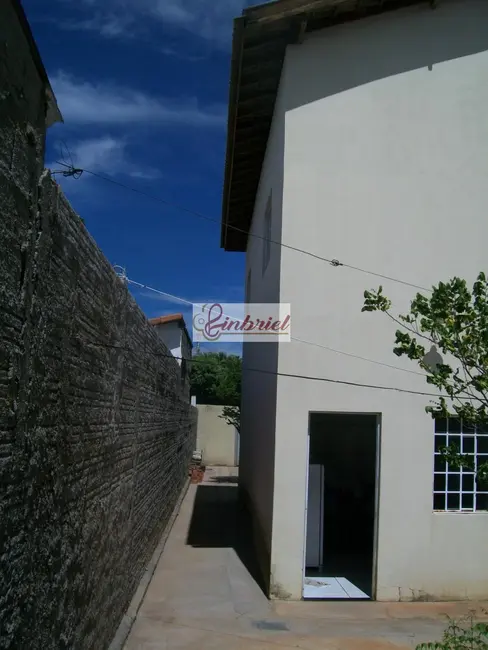 Foto 2 de Sobrado com 4 quartos à venda, 330m2 em Centro, Janauba - MG