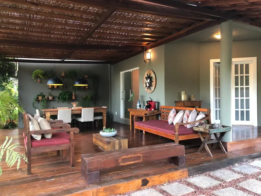 Casa de Condomínio com 3 quartos para alugar, 1000m2 em Lauro De Freitas - BA - imagem 8 Foto 8 de Casa de Condomínio com 3 quartos para alugar, 1000m2 em Lauro De Freitas - BA