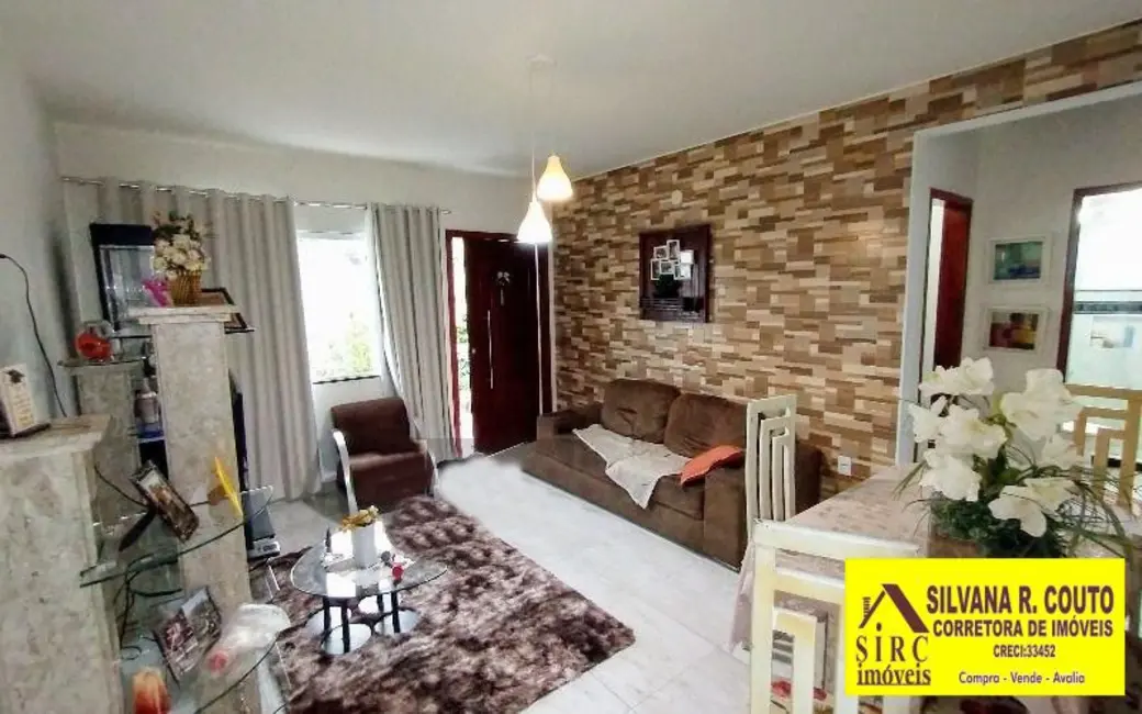 Foto 4 de Casa com 3 quartos à venda, 200m2 em Marica - RJ