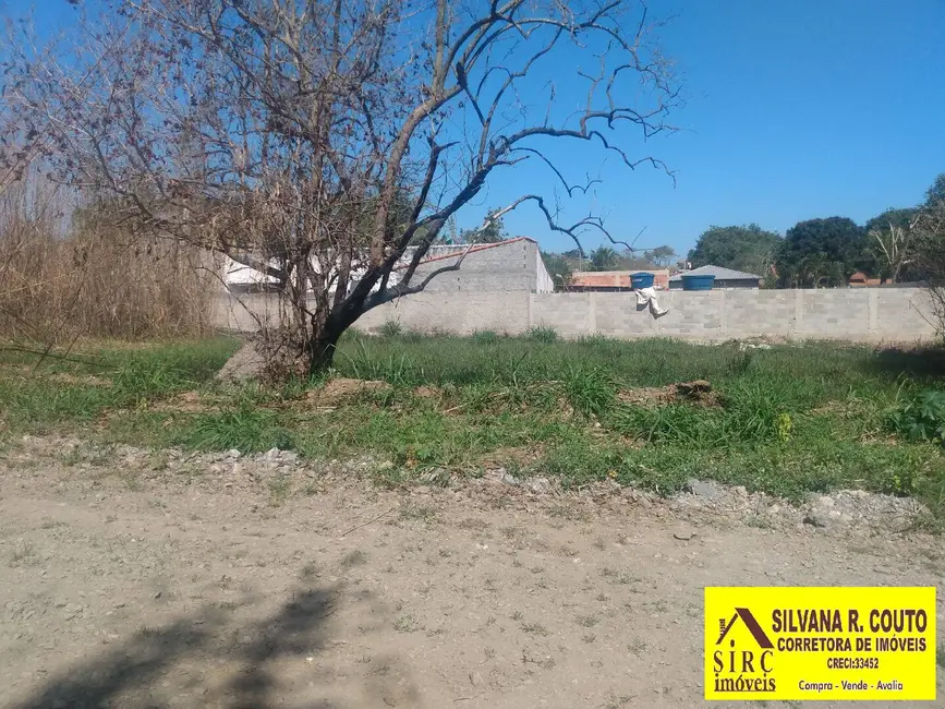Foto 2 de Terreno / Lote à venda, 420m2 em Cajueiros (Itaipuaçu), Marica - RJ