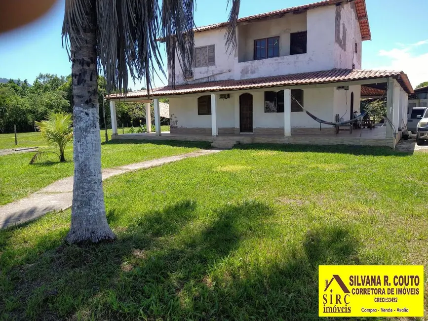 Foto 1 de Terreno / Lote à venda, 8500m2 em Marica - RJ