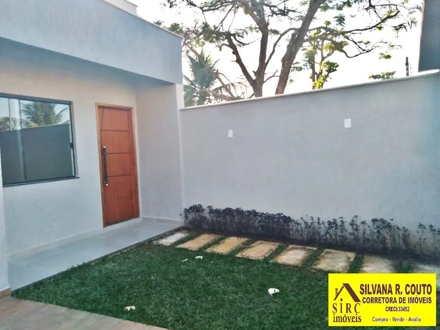 Foto 2 de Casa com 3 quartos à venda, 240m2 em Marica - RJ