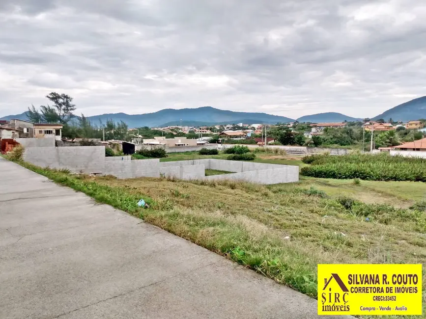 Foto 1 de Terreno / Lote à venda, 700m2 em Marica - RJ