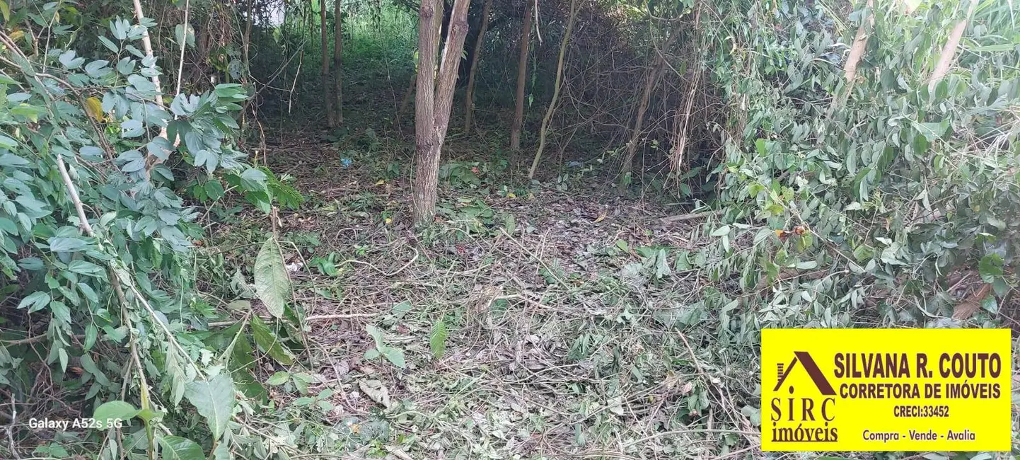 Foto 1 de Terreno / Lote à venda, 405m2 em Marica - RJ