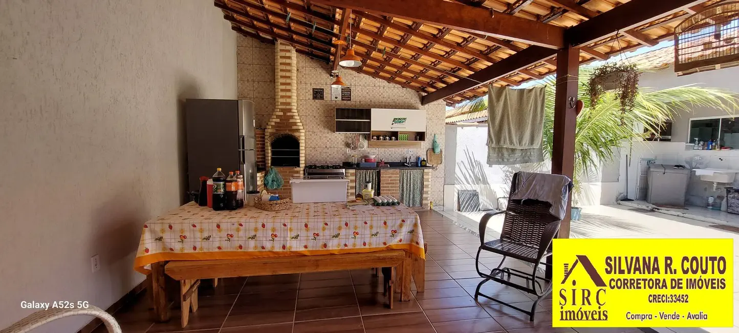 Foto 5 de Casa com 2 quartos à venda, 135m2 em Marica - RJ