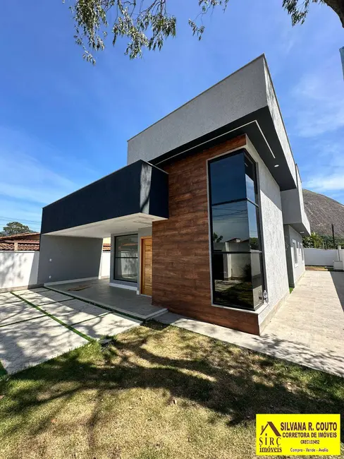 Foto 1 de Casa com 3 quartos à venda, 480m2 em Marica - RJ