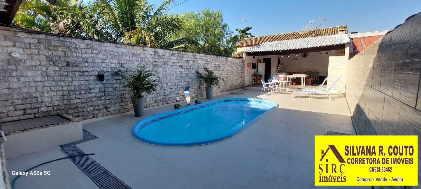 Foto 3 de Casa com 2 quartos à venda, 240m2 em Marica - RJ