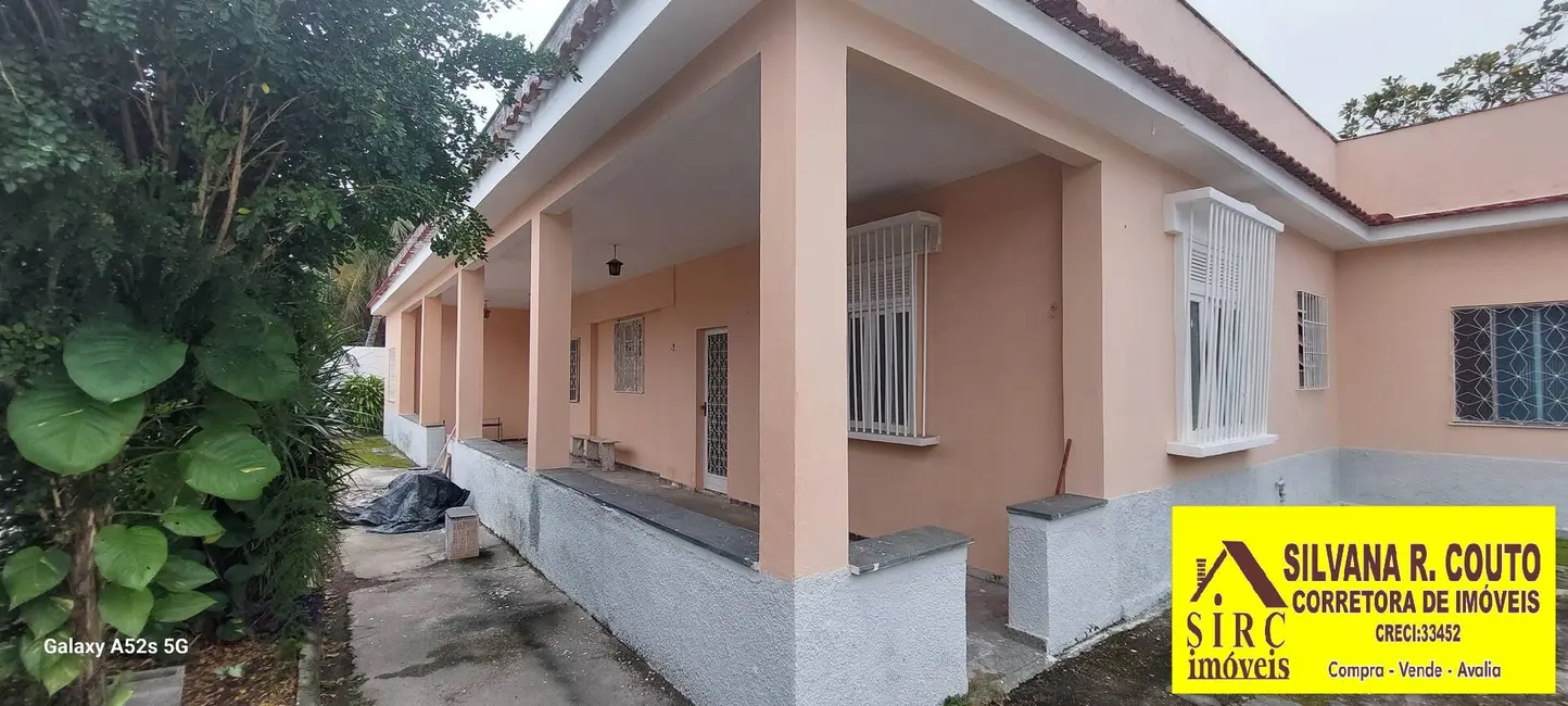 Foto 2 de Casa com 7 quartos à venda, 785m2 em São José do Imbassaí, Marica - RJ