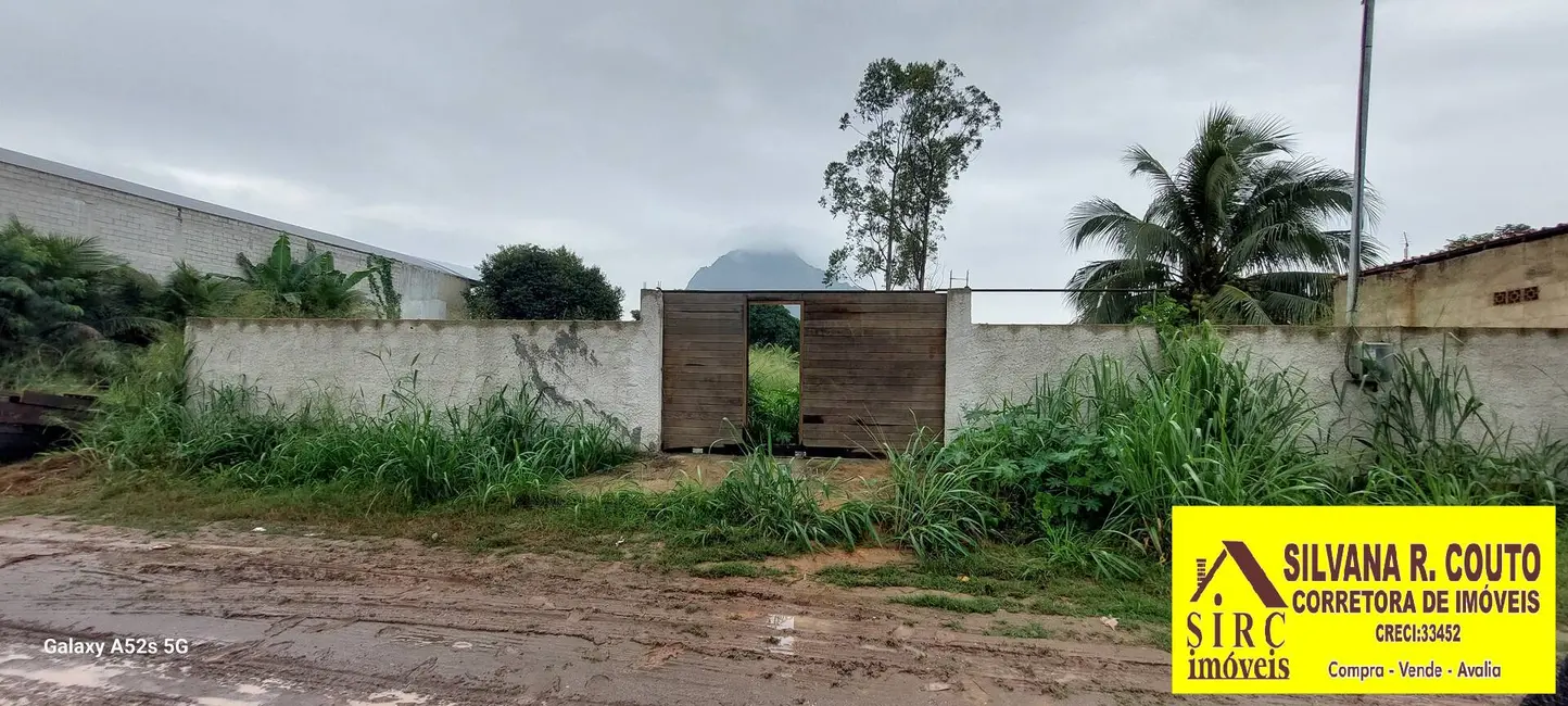 Foto 2 de Terreno / Lote à venda, 882m2 em Marica - RJ