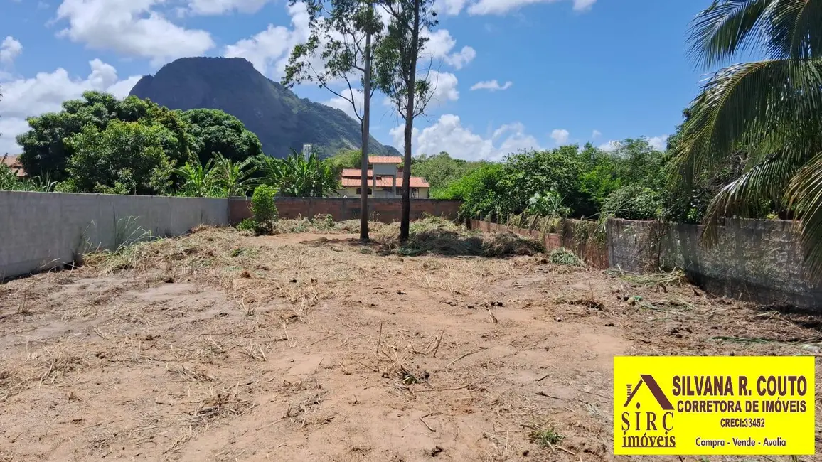 Foto 1 de Terreno / Lote à venda, 882m2 em Marica - RJ