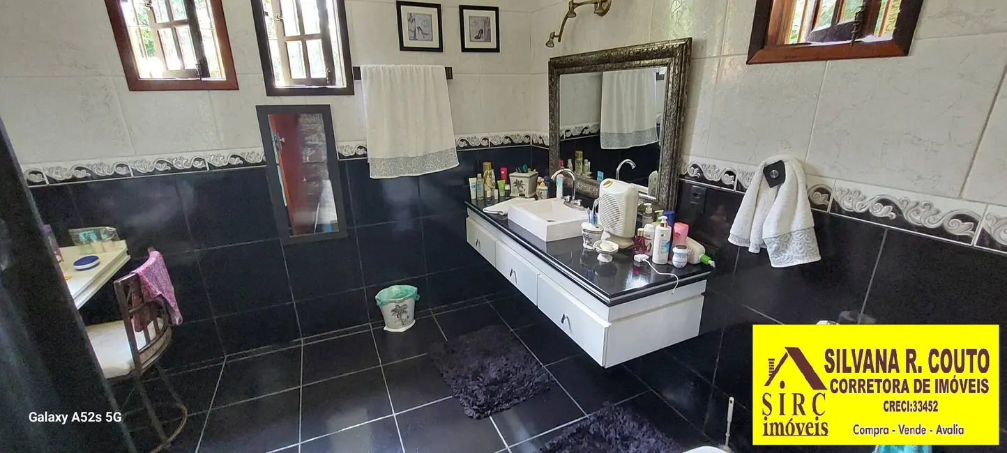 Foto 4 de Chácara com 4 quartos à venda, 800m2 em Itaocaia Valley (Itaipuaçu), Marica - RJ