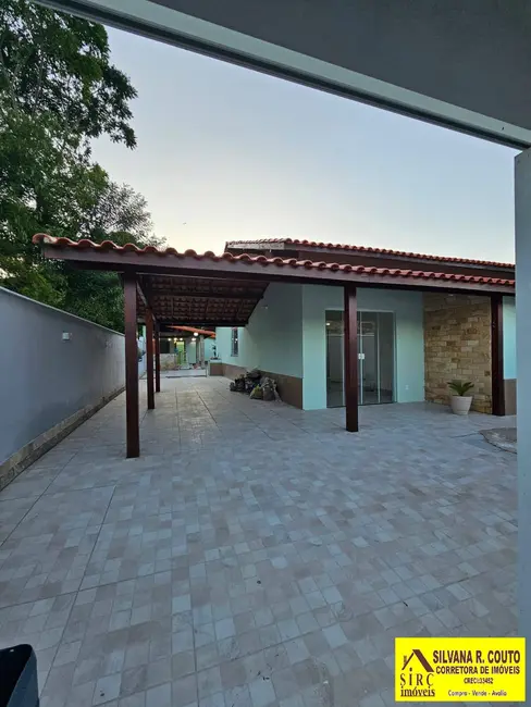 Casa com 4 quartos à venda, 360m2 em Marica - RJ - imagem 2 Foto 2 de Casa com 4 quartos à venda, 360m2 em Marica - RJ
