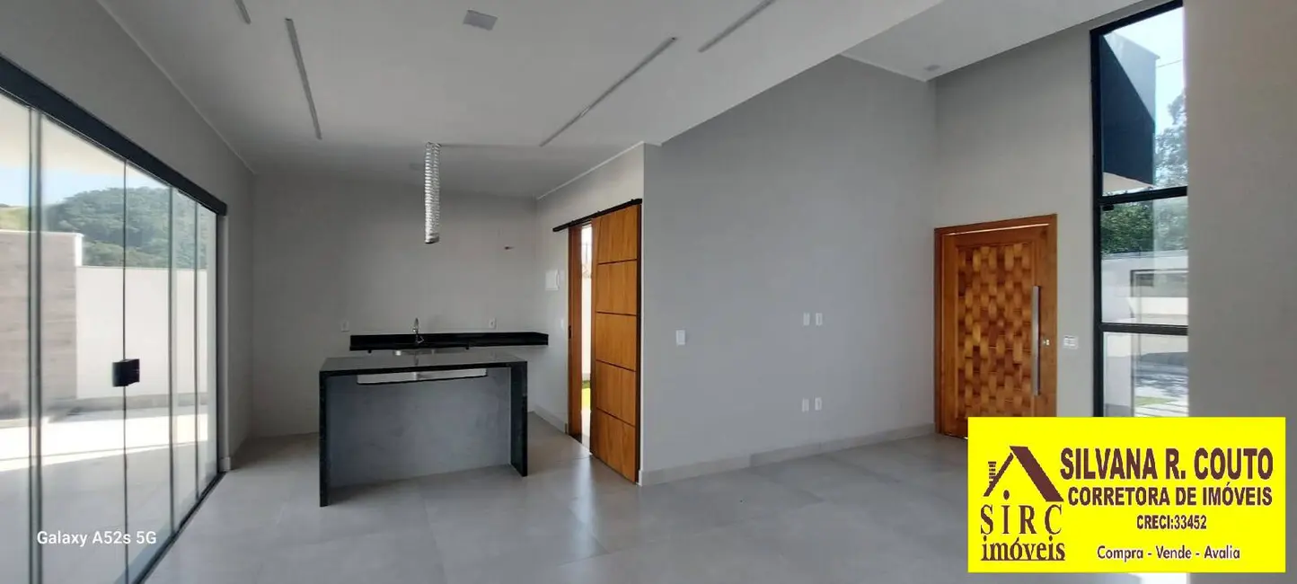 Foto 7 de Casa com 3 quartos à venda, 427m2 em Cajueiros (Itaipuaçu), Marica - RJ