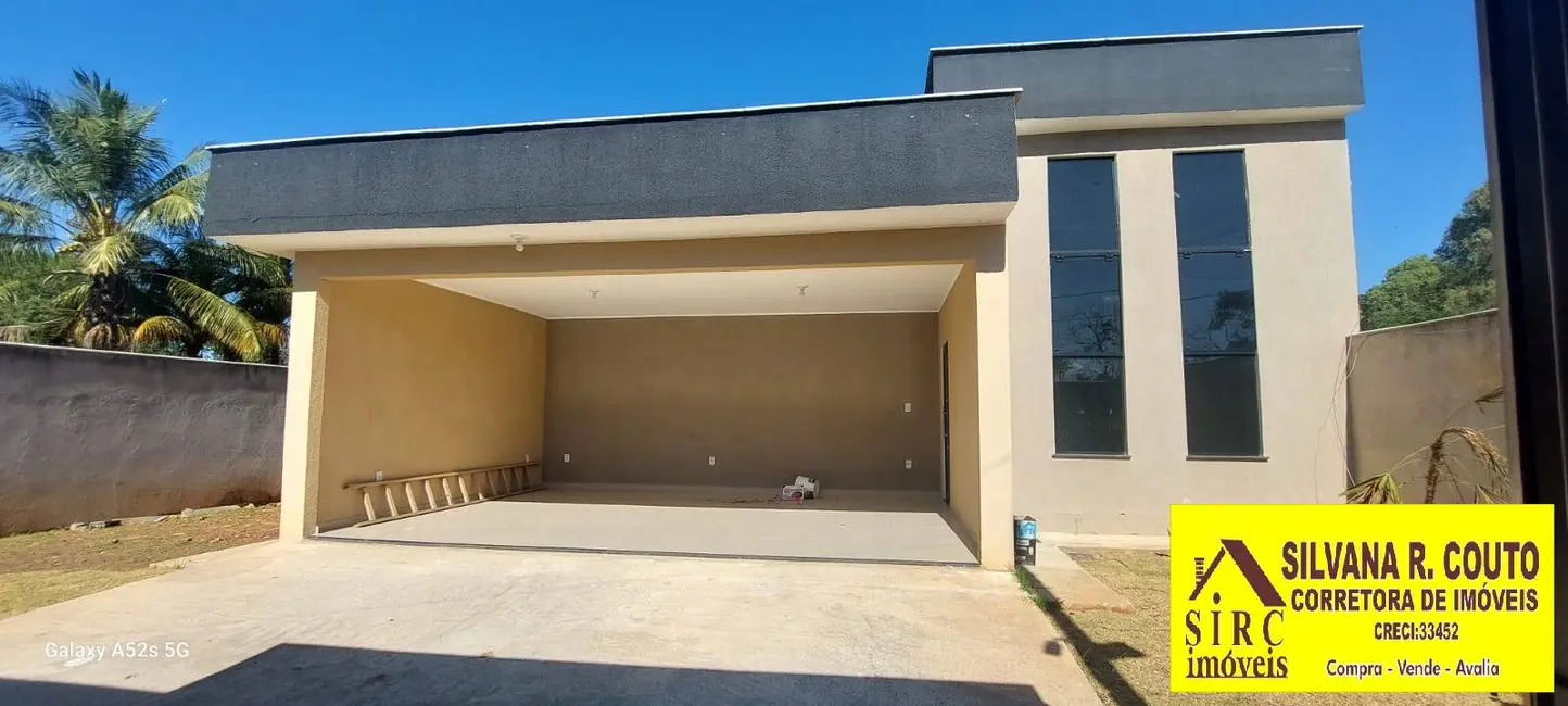 Foto 1 de Casa com 3 quartos à venda, 360m2 em Marica - RJ