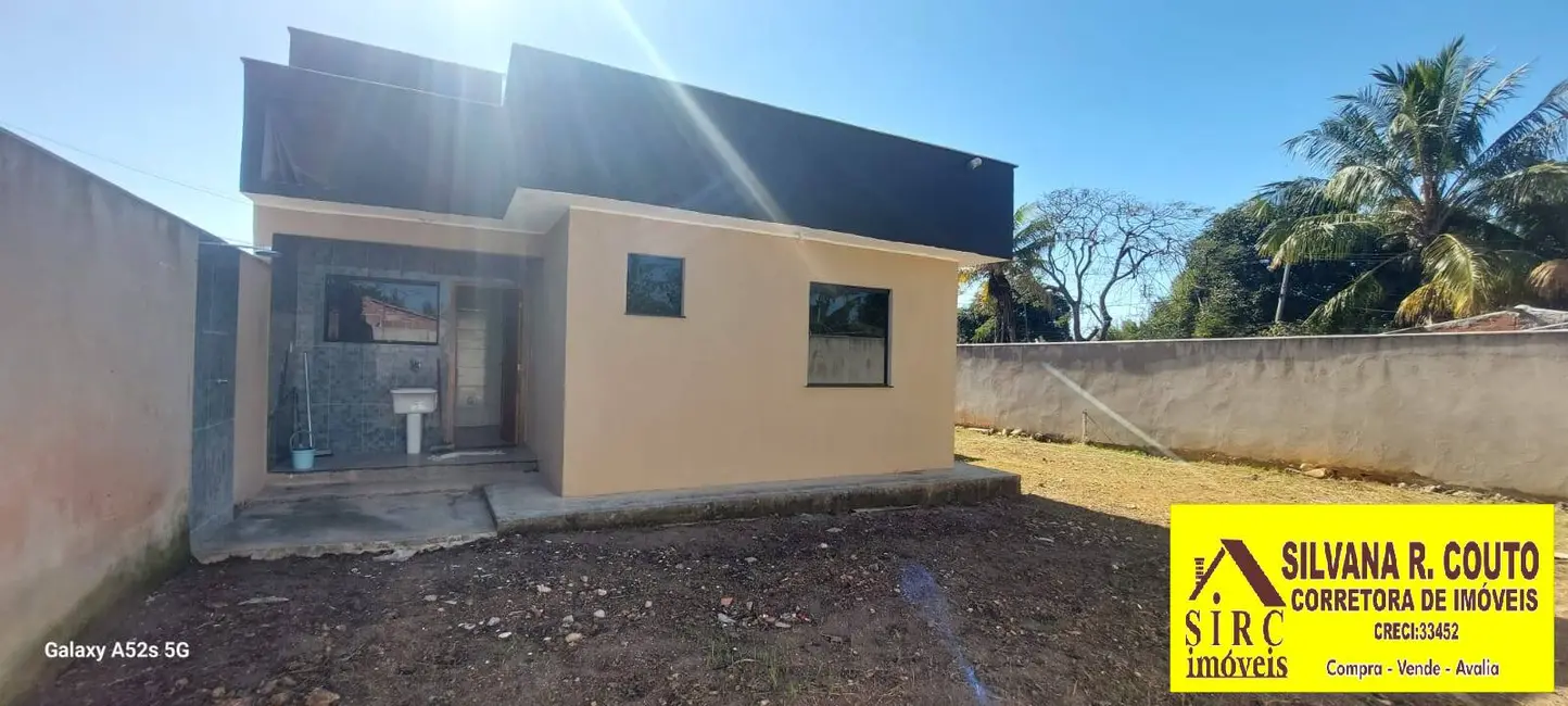 Foto 3 de Casa com 3 quartos à venda, 360m2 em Marica - RJ