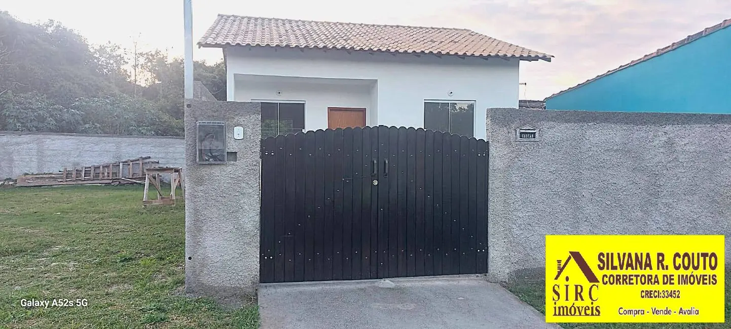 Foto 6 de Casa com 2 quartos à venda, 121m2 em Marica - RJ