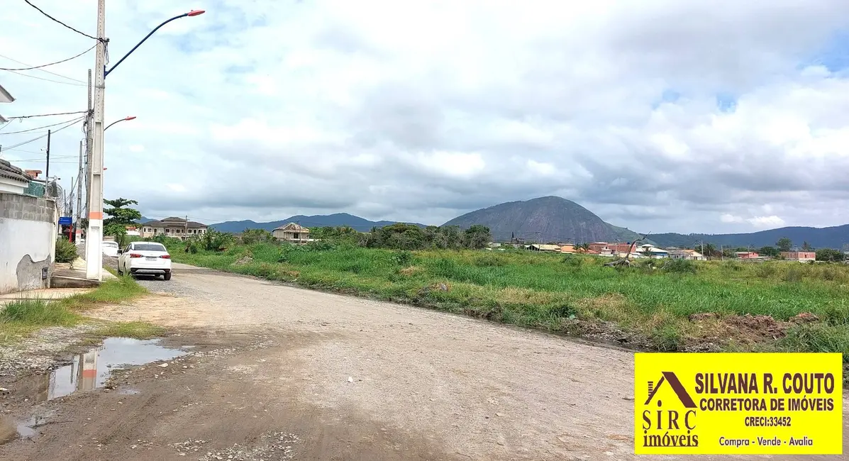 Foto 4 de Casa à venda, 233m2 em Jardim Atlântico Leste (Itaipuaçu), Marica - RJ