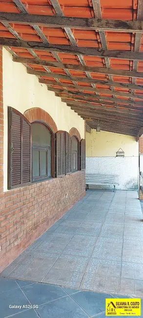 Foto 6 de Casa com 3 quartos à venda, 480m2 em Marica - RJ