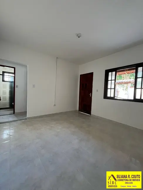 Foto 6 de Casa com 2 quartos à venda, 210m2 em Marica - RJ