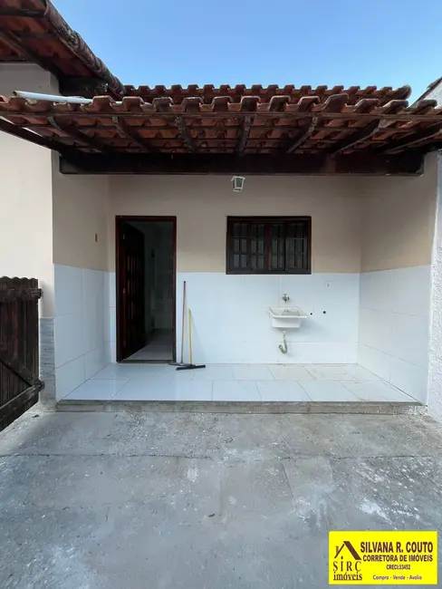 Foto 3 de Casa com 2 quartos à venda, 210m2 em Marica - RJ