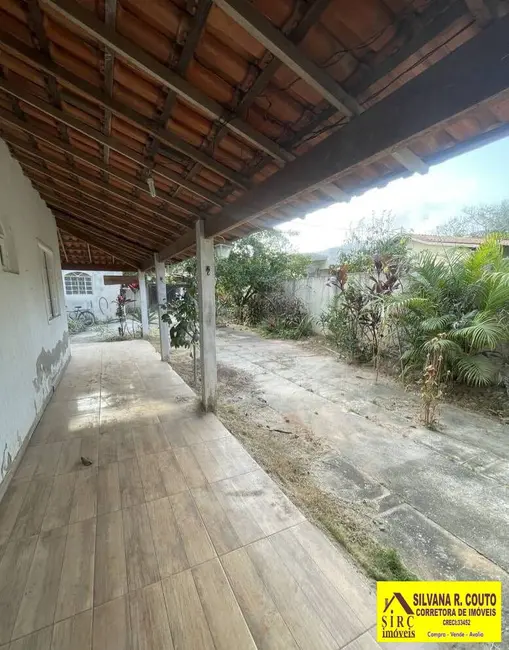 Foto 6 de Casa com 3 quartos à venda, 1500m2 em Marica - RJ