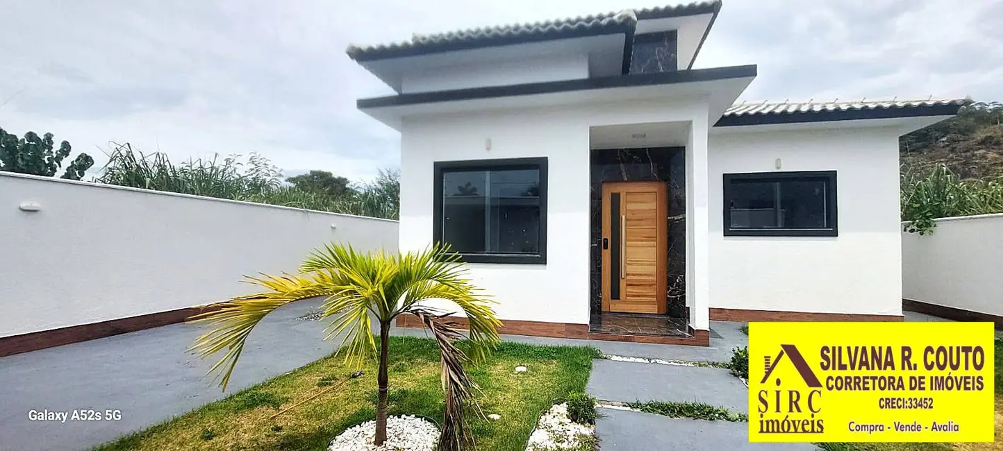Foto 1 de Casa com 3 quartos à venda, 360m2 em Jardim Atlântico Oeste (Itaipuaçu), Marica - RJ