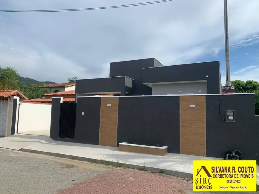 Casa com 2 quartos à venda, 360m2 em Centro, Marica - RJ - imagem 9 Foto 9 de Casa com 2 quartos à venda, 360m2 em Centro, Marica - RJ