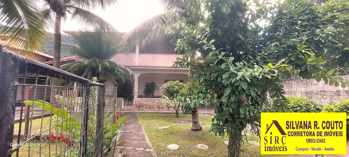 Foto 9 de Chácara com 3 quartos à venda, 1000m2 em Itaocaia Valley (Itaipuaçu), Marica - RJ