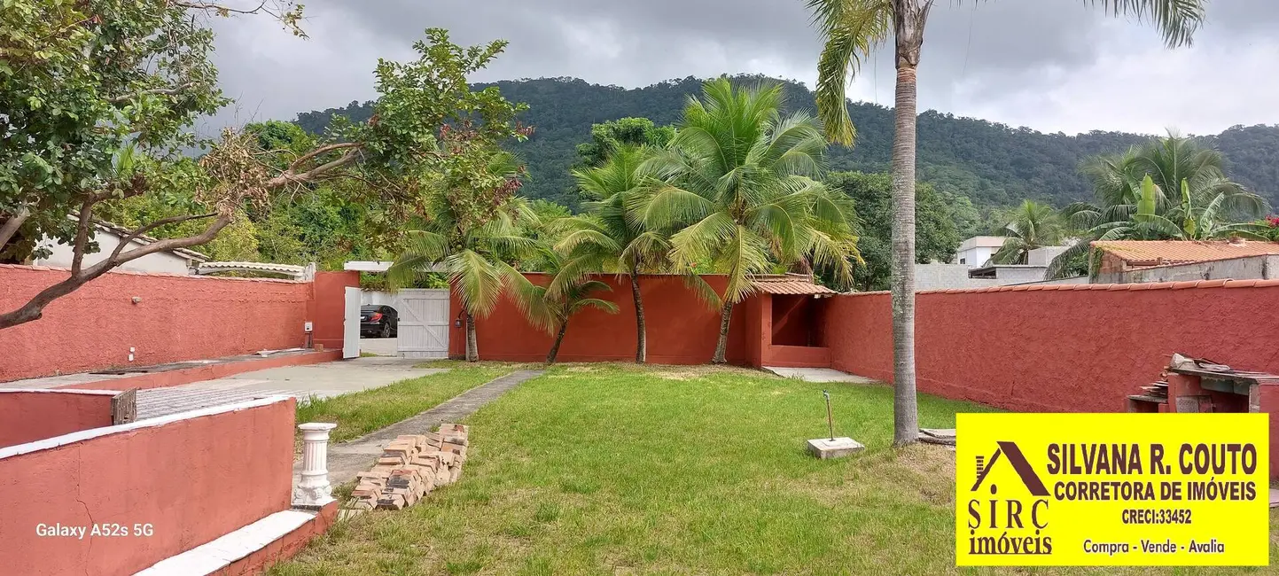 Foto 2 de Casa com 3 quartos à venda, 360m2 em Marica - RJ