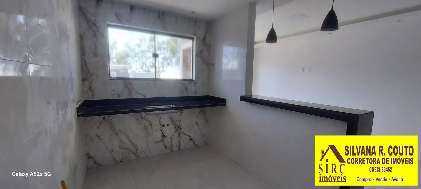 Foto 3 de Casa com 2 quartos à venda, 240m2 em Jardim Atlântico Leste (Itaipuaçu), Marica - RJ