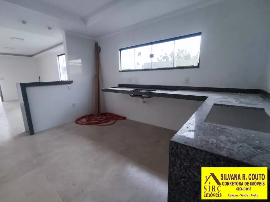 Foto 8 de Casa com 3 quartos à venda, 480m2 em Jardim Atlântico Central (Itaipuaçu), Marica - RJ
