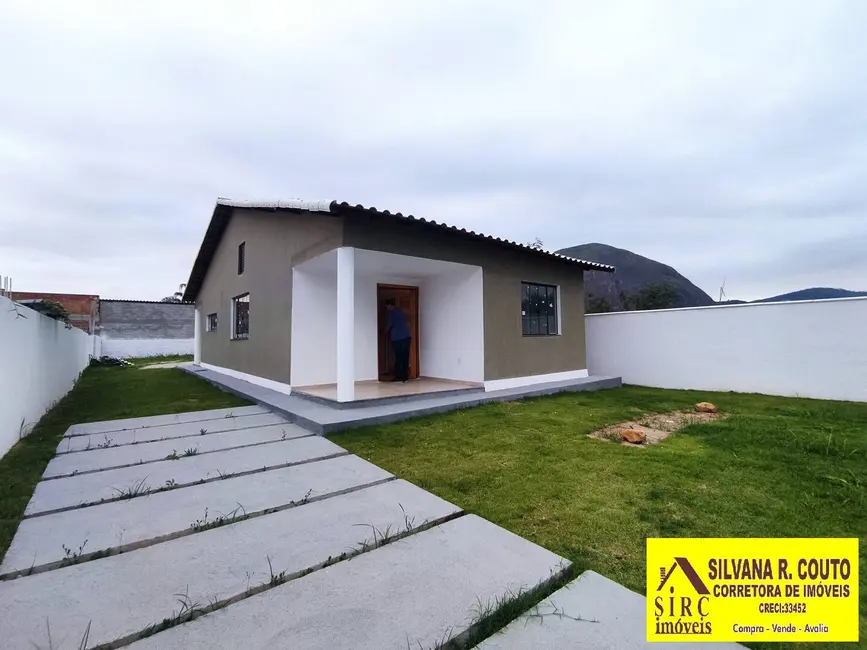 Foto 2 de Casa com 3 quartos à venda, 480m2 em Jardim Atlântico Central (Itaipuaçu), Marica - RJ