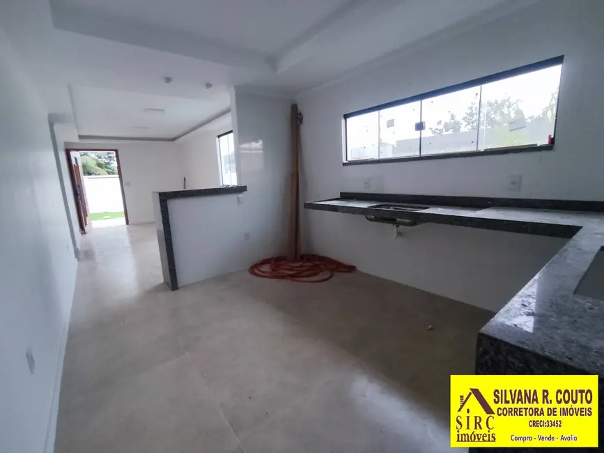 Foto 9 de Casa com 3 quartos à venda, 480m2 em Jardim Atlântico Central (Itaipuaçu), Marica - RJ