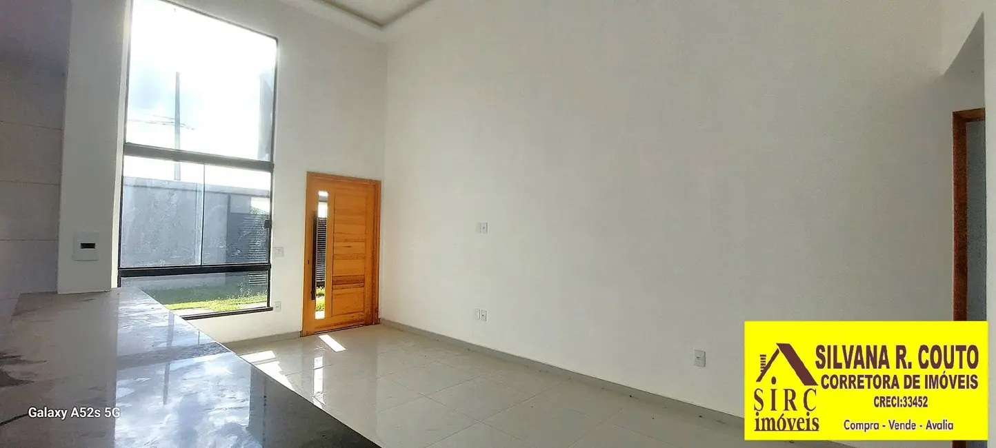 Foto 8 de Casa com 3 quartos à venda, 480m2 em Jardim Atlântico Central (Itaipuaçu), Marica - RJ