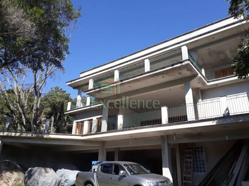 Foto 3 de Chácara com 4 quartos à venda, 2780m2 em Estância Santa Maria do Portão, Atibaia - SP