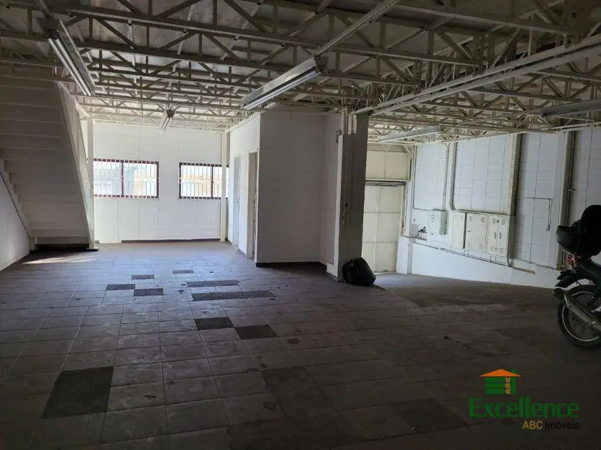 Foto 3 de Armazém / Galpão à venda e para alugar, 1000m2 em Santa Paula, Sao Caetano Do Sul - SP