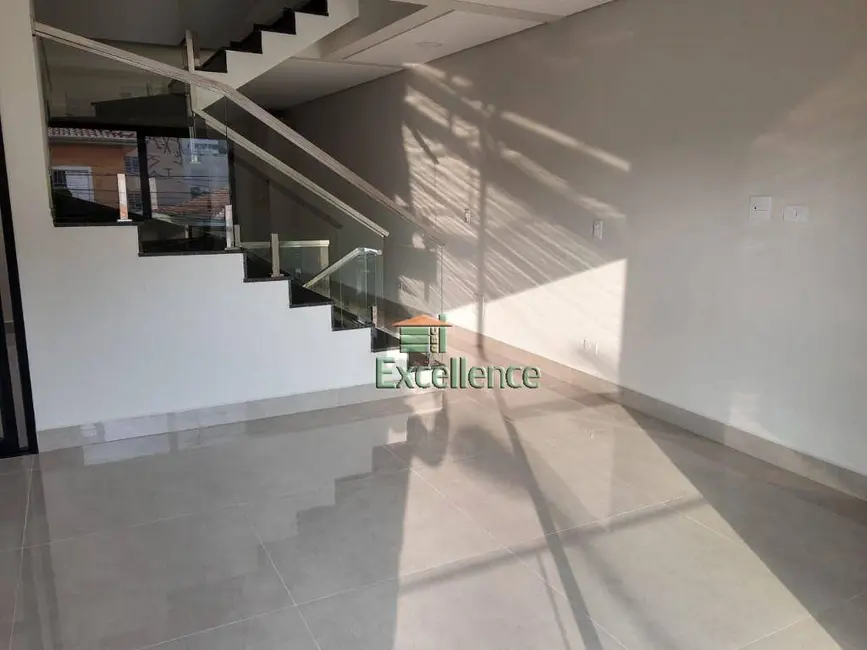 Sobrado com 3 quartos à venda, 194m2 em Sao Bernardo Do Campo - SP - imagem 6 Foto 6 de Sobrado com 3 quartos à venda, 194m2 em Sao Bernardo Do Campo - SP