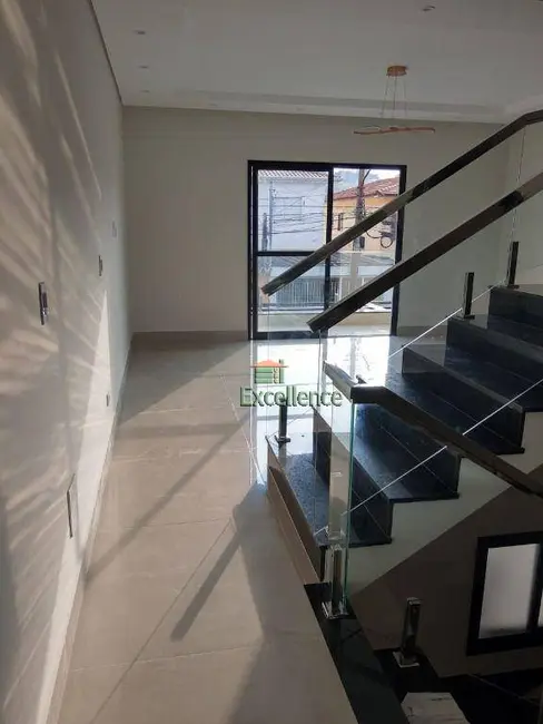 Sobrado com 3 quartos à venda, 194m2 em Sao Bernardo Do Campo - SP - imagem 3 Foto 3 de Sobrado com 3 quartos à venda, 194m2 em Sao Bernardo Do Campo - SP