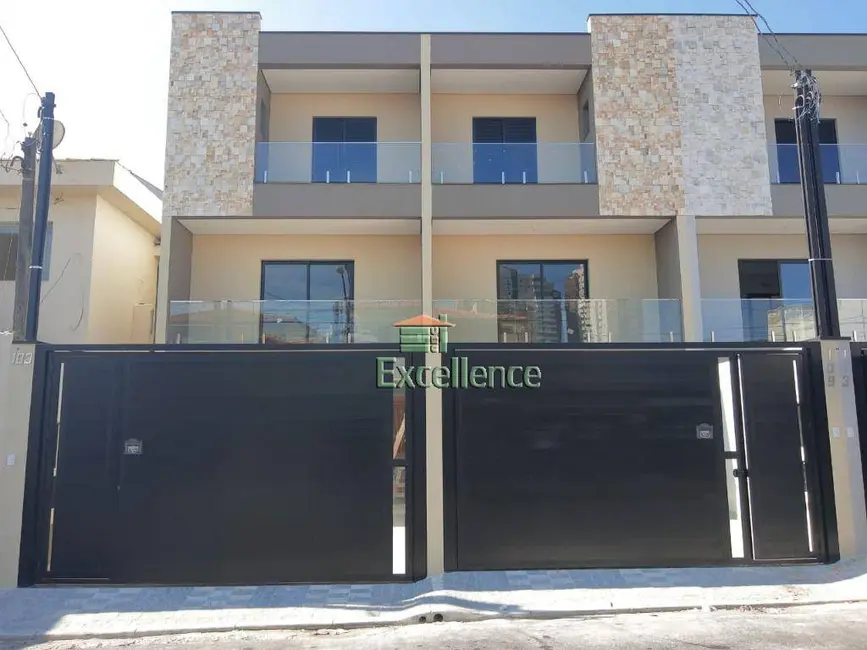 Sobrado com 3 quartos à venda, 194m2 em Sao Bernardo Do Campo - SP - imagem 1 Foto 1 de Sobrado com 3 quartos à venda, 194m2 em Sao Bernardo Do Campo - SP