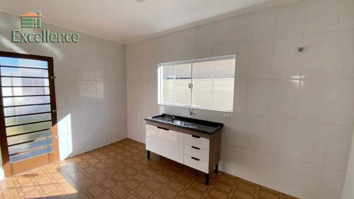 Casa com 3 quartos à venda, 40m2 em Vila Brasil, Pirassununga - SP - imagem 5 Foto 5 de Casa com 3 quartos à venda, 40m2 em Vila Brasil, Pirassununga - SP