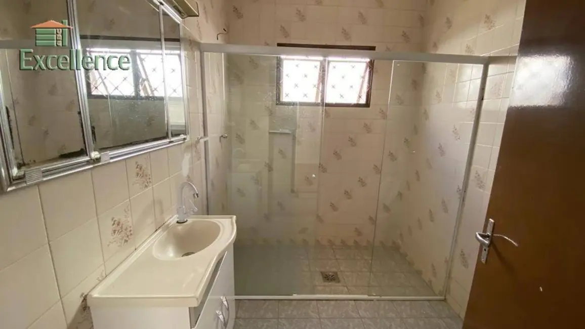 Casa com 3 quartos à venda, 40m2 em Vila Brasil, Pirassununga - SP - imagem 8 Foto 8 de Casa com 3 quartos à venda, 40m2 em Vila Brasil, Pirassununga - SP